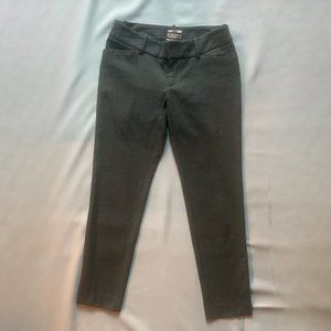 Women's Gray Dress Pants GREAT Condition. Sz 2. Stretchy!